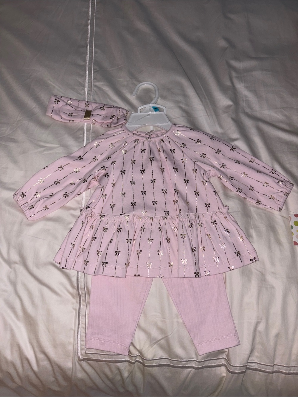 ✨BRAND NEW✨ LITTLE ME 6 MONTHS OUTFIT WITH HEADBAND BOW
